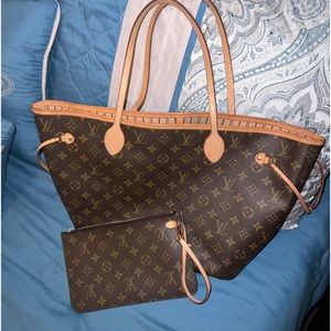✨❤️ Beautiful NEVERFULL MM Authentic LV bag with organizer and pouch